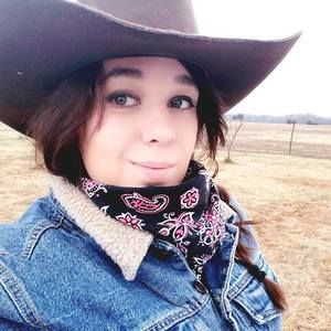 Meet your Posher, Sierra